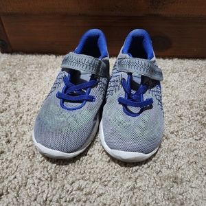 Nike toddler boy size 10c gray tennis shoes